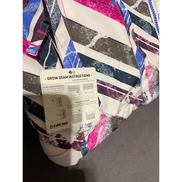 Ride Malibu Girls Youth Medium Snowboard Jacket Chevron Print - New With Tags - Picture 4 of 9